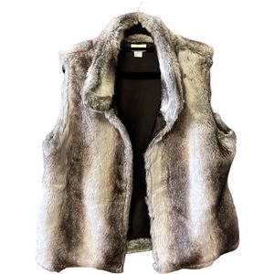 Capelli of New York Faux Fur Vest in Gray and Brown Tones